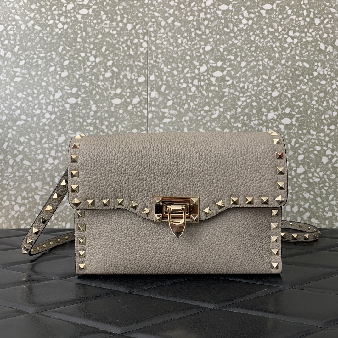 Valentino Garavani Rockstud Crossbody Bag in Grey Grainy Calfskin